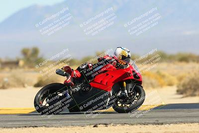 media/Feb-06-2025-Racers Edge (Thu) [[c17ed6f7b1]]/2-B Group/Session 2 (Turn 16)/